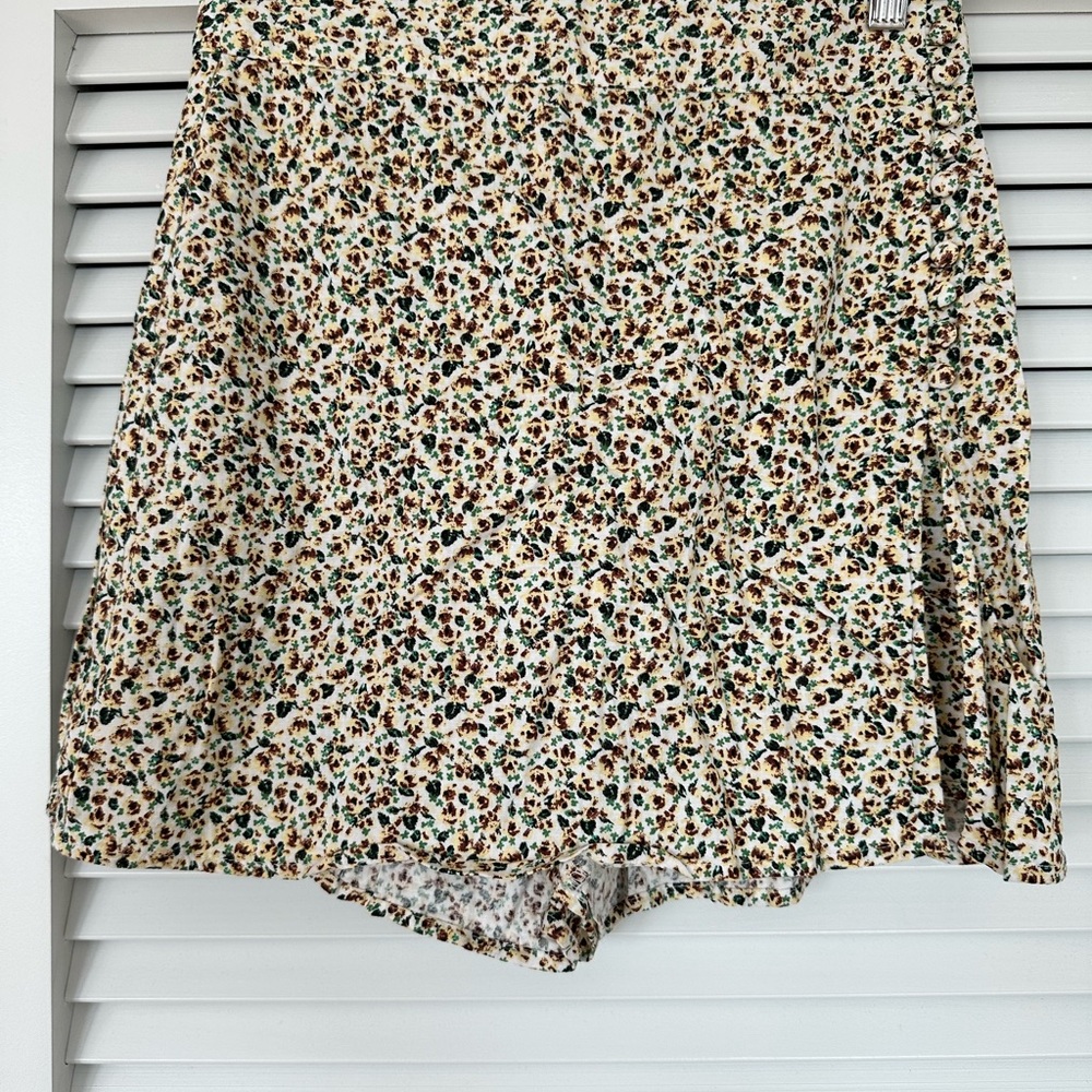 Zara Multicolor Floral Skort